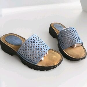 Bandolino Sandals Women's Sz 8 M Blue Lattice Slide Flip‎ Resort Vacation Y2K